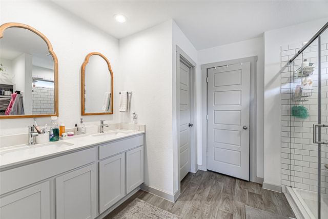 246 Dusty Bridle Lane, Rosharon, TX 77583