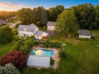 85 Bailey Rd, Holden, MA 01520