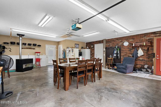 61 Manton Rd, Bardstown, KY 40004