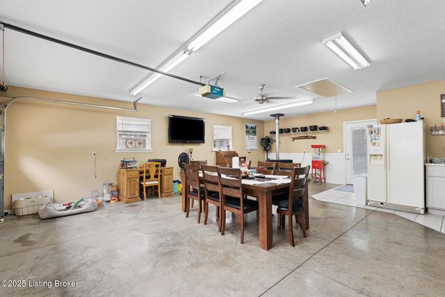 61 Manton Rd, Bardstown, KY 40004