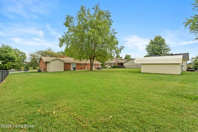 61 Manton Rd, Bardstown, KY 40004