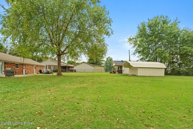 61 Manton Rd, Bardstown, KY 40004