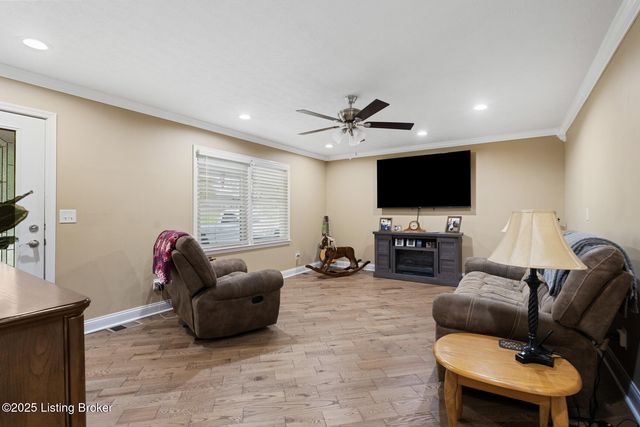 61 Manton Rd, Bardstown, KY 40004