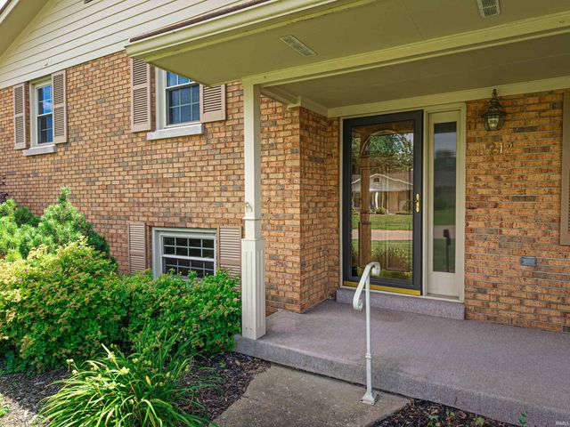 1212 Cardinal Drive, Mount Vernon, IN 47620