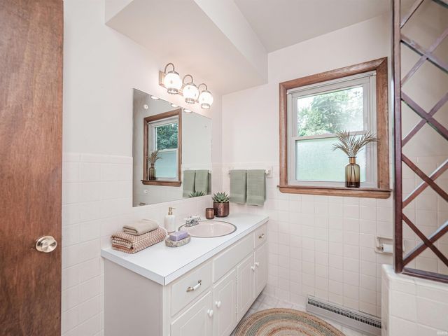 1212 Cardinal Drive, Mount Vernon, IN 47620