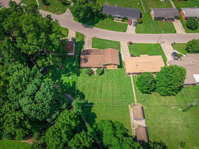 1212 Cardinal Drive, Mount Vernon, IN 47620