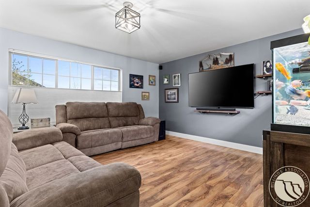 5807 Mountain Front Avenue, Billings, MT 59106