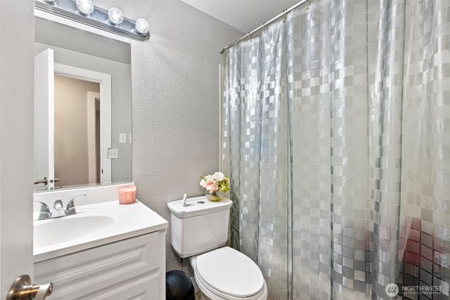 412 E 78th Street, Tacoma, WA 98404