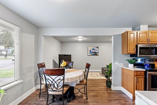 412 E 78th Street, Tacoma, WA 98404