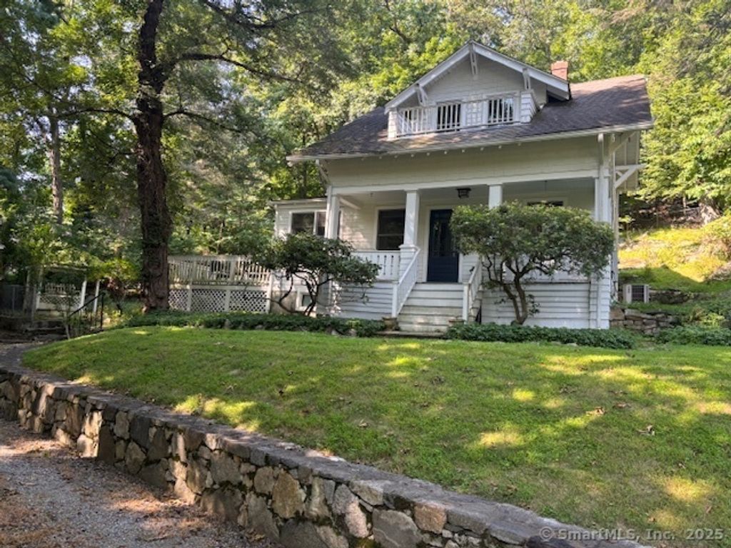 172 Roxbury Road, Stamford, CT 06902