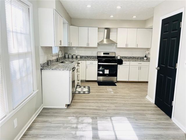 4977 Wynhurst Way, Stone Mountain, GA 30088