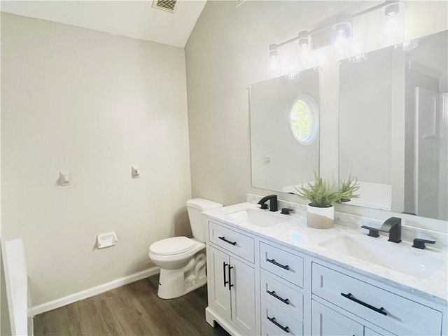 4977 Wynhurst Way, Stone Mountain, GA 30088