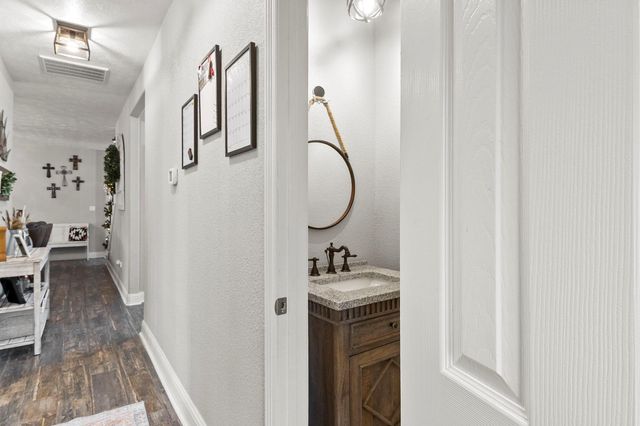 6938 Old Honey Island Road, Kountze, TX 77625