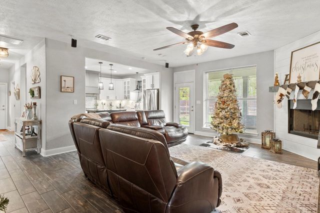 6938 Old Honey Island Road, Kountze, TX 77625