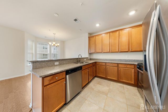1423 Hudson Circle 1423, Highland Park, NJ 08904