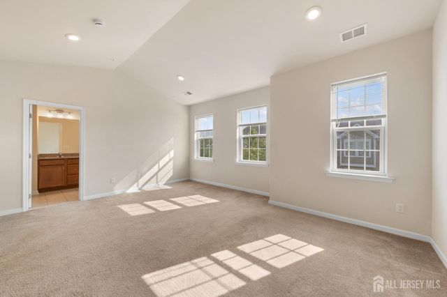 1423 Hudson Circle 1423, Highland Park, NJ 08904