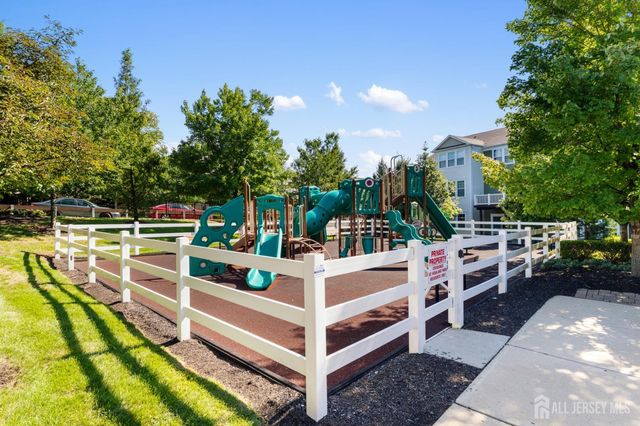 1423 Hudson Circle 1423, Highland Park, NJ 08904