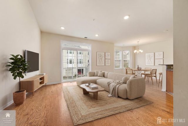 1423 Hudson Circle 1423, Highland Park, NJ 08904