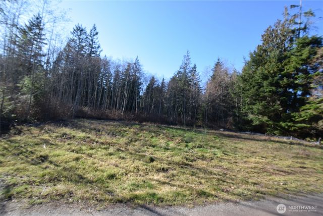 355 Windsun Way, Camano Island, WA 98282