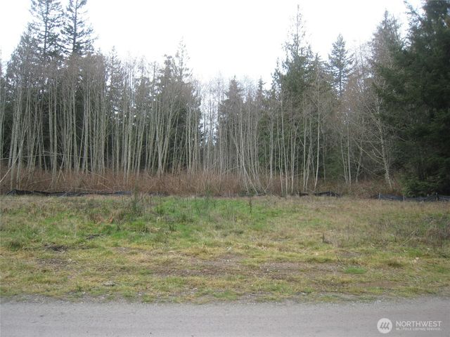 355 Windsun Way, Camano Island, WA 98282