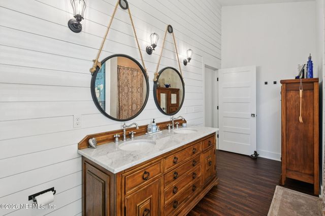 5577 HECKSCHER Drive 17, Jacksonville, FL 32226