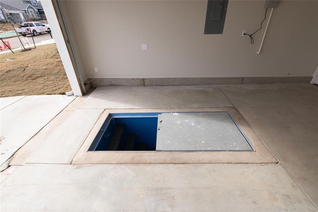 3717 Lynne Avenue, Edmond, OK 73012