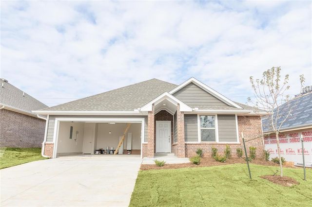 3717 Lynne Avenue, Edmond, OK 73012