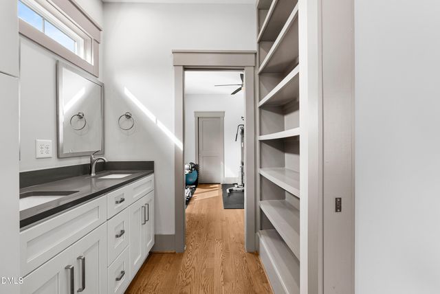 807 Glascock Street, Raleigh, NC 27604