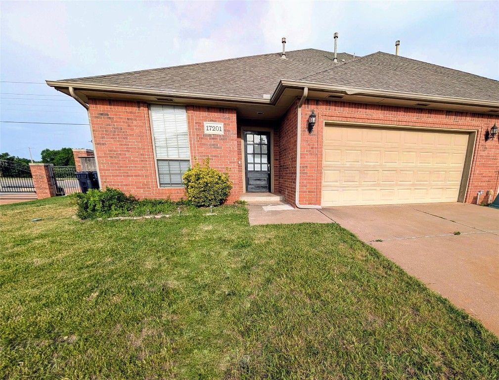 17201 Cedar Drive, Edmond, OK 73012