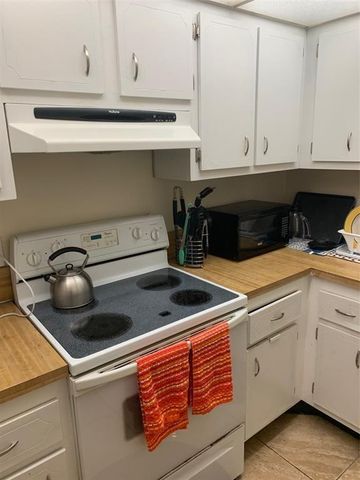 1681 NW 70th Avenue 403, Plantation, FL 33313