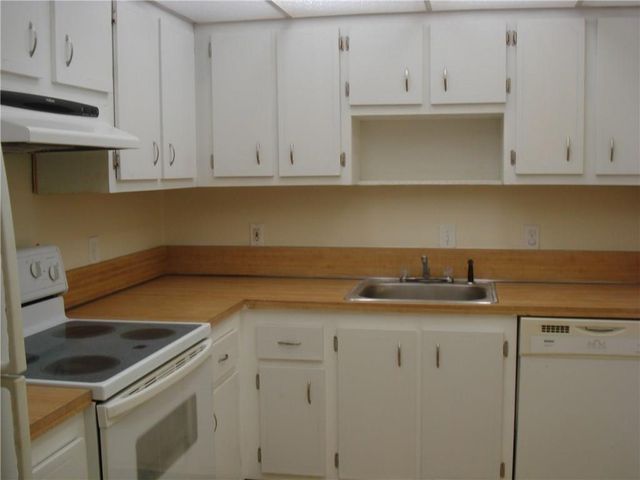 1681 NW 70th Avenue 403, Plantation, FL 33313