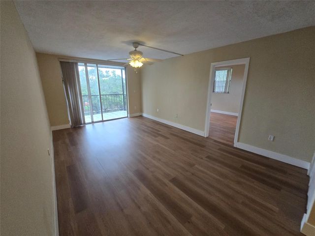 1681 NW 70th Avenue 403, Plantation, FL 33313
