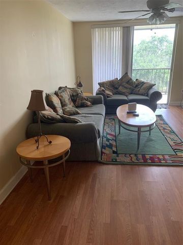 1681 NW 70th Avenue 403, Plantation, FL 33313