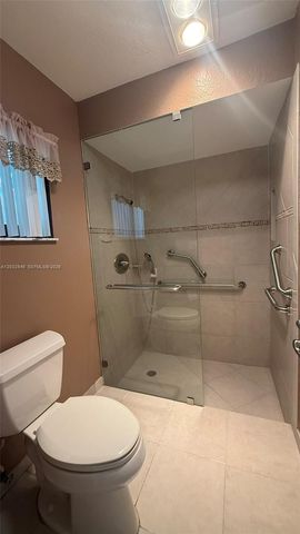 7905 Cloverfield Cir, Boca Raton, FL 33433