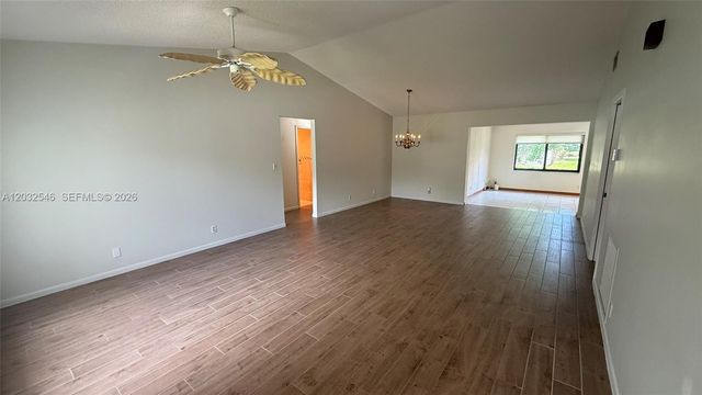 7905 Cloverfield Cir, Boca Raton, FL 33433