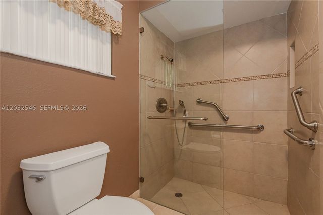 7905 Cloverfield Cir, Boca Raton, FL 33433
