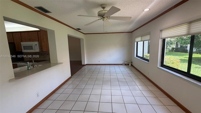 7905 Cloverfield Cir, Boca Raton, FL 33433