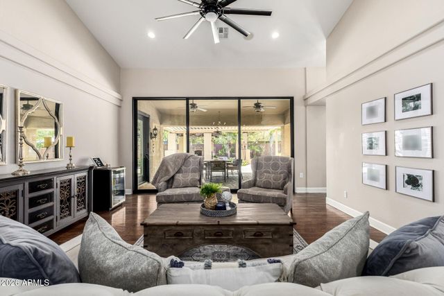 11627 E REGAL Court, Chandler, AZ 85249