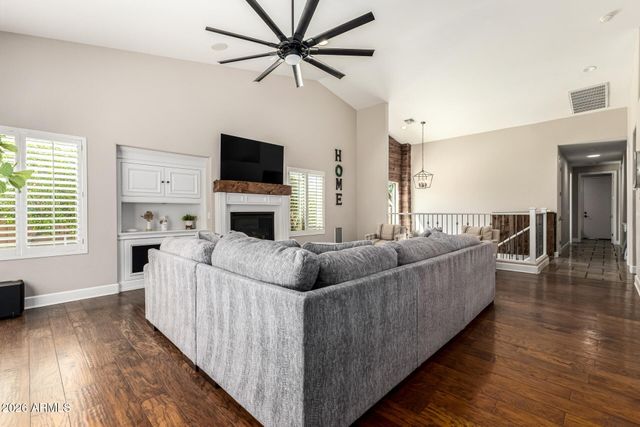 11627 E REGAL Court, Chandler, AZ 85249