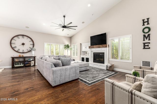 11627 E REGAL Court, Chandler, AZ 85249