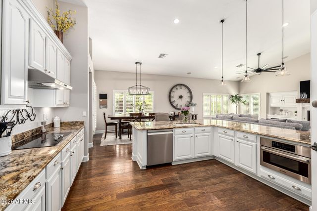 11627 E REGAL Court, Chandler, AZ 85249