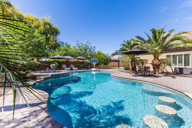 11627 E REGAL Court, Chandler, AZ 85249