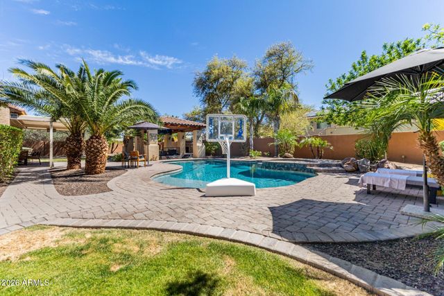 11627 E REGAL Court, Chandler, AZ 85249