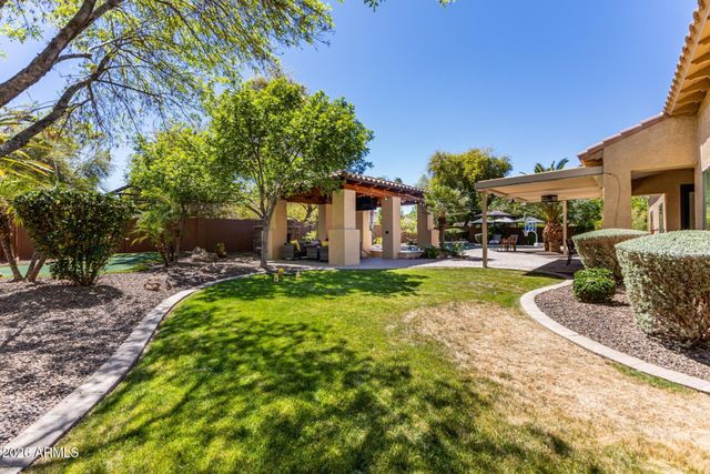 11627 E REGAL Court, Chandler, AZ 85249