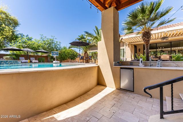 11627 E REGAL Court, Chandler, AZ 85249