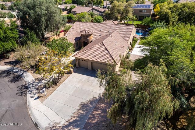 11627 E REGAL Court, Chandler, AZ 85249