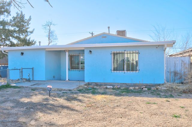 325 Rhode Island Street NE, Albuquerque, NM 87108