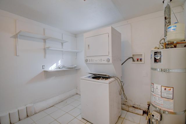 325 Rhode Island Street NE, Albuquerque, NM 87108