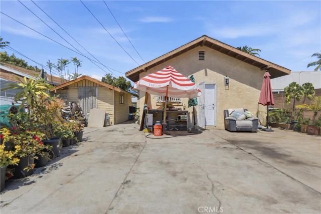 910 E 19th Street, Long Beach, CA 90806