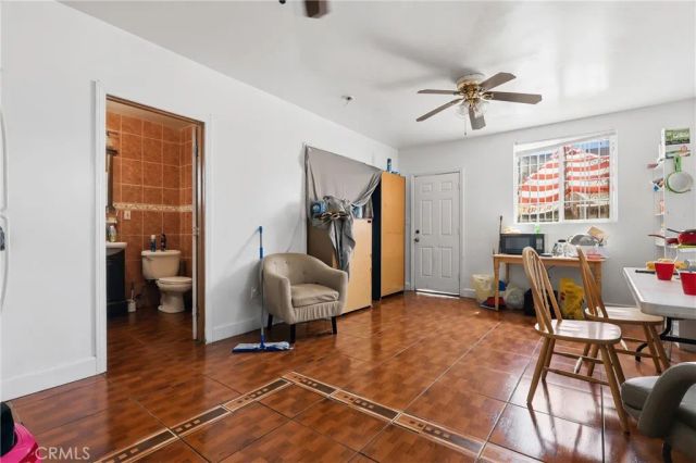 910 E 19th Street, Long Beach, CA 90806